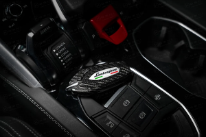Lamborghini Urus Second-Gen Key Cover - Carbon Fiber
